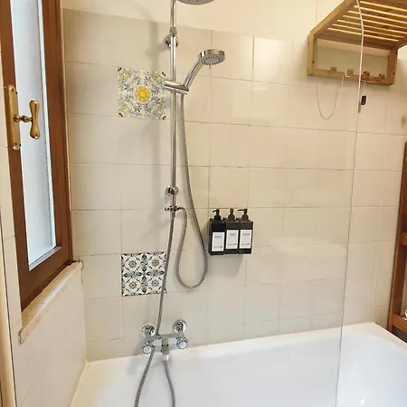 Le Di Sara Parking And Two In The Historic Center 公寓 乌迪内