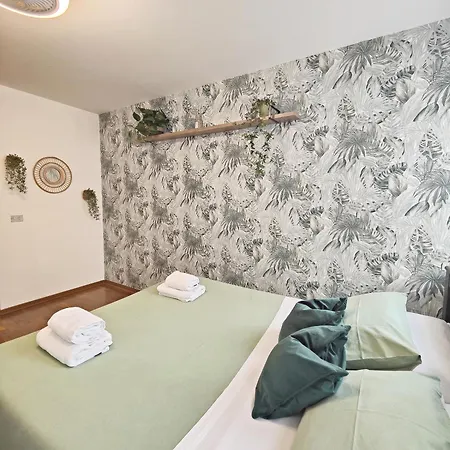 公寓 Le Di Sara Parking And Two In The Historic Center 乌迪内