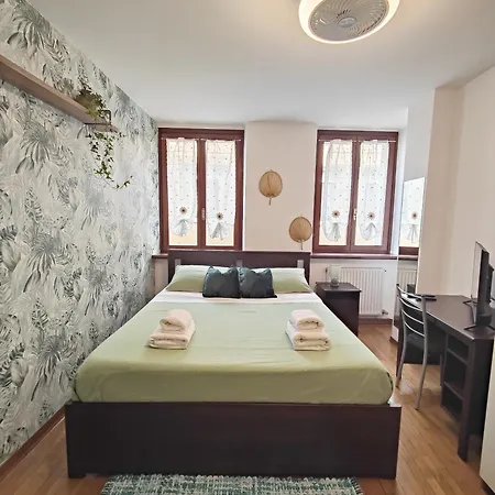 Le Di Sara Parking And Two In The Historic Center * 乌迪内