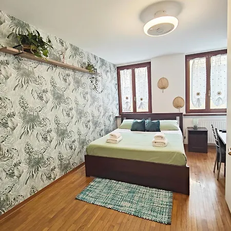 Le Di Sara Parking And Two In The Historic Center 公寓 乌迪内